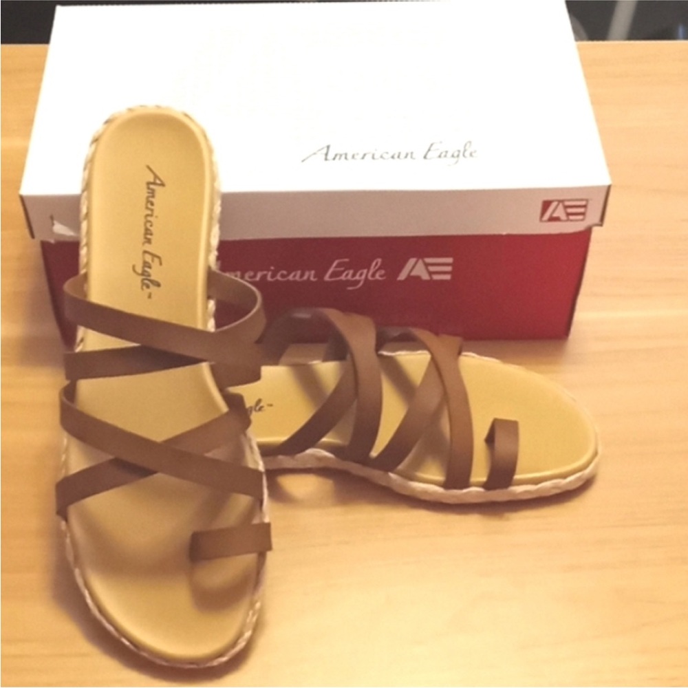 American Eagle by Payless Women's Brown Sandals